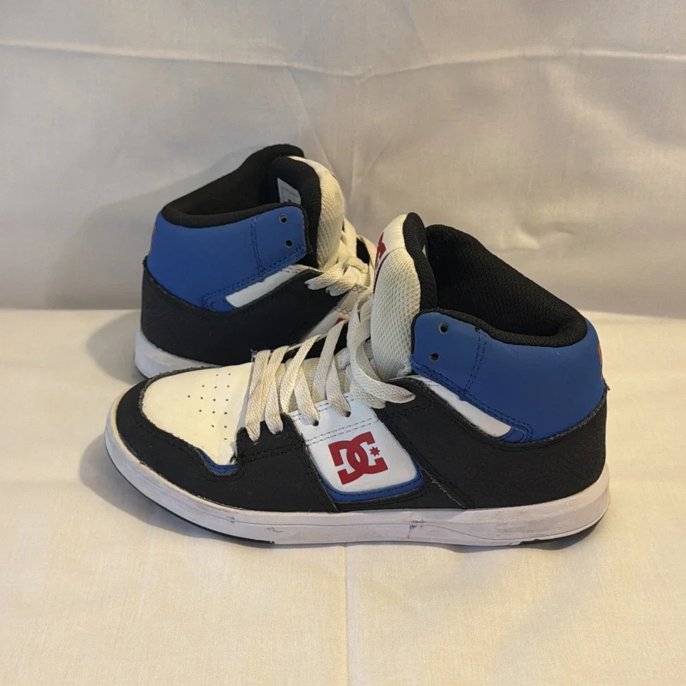 NEW Men's DC Shoes Cure High Top Blue‎ And Black Size 10.5